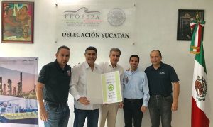 Entrega PROFEPA certificado de industria limpia a cervecería Yucateca