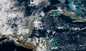 Sistema de alta presión con temperaturas calurosas en la Península de Yucatán los próximos días