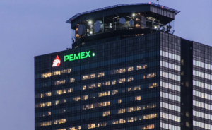 Hay nuevos directores de finanzas y de logística en Pemex