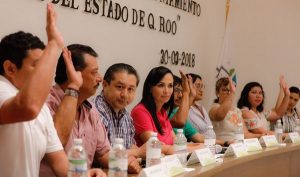 Aprueba Cabildo de Puerto Morelos solicitud de licencia a Laura Fernández