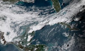El frente frio 36 favorecerá chubasco en la Península de Yucatán  