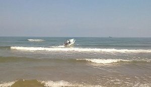 Piden a bañistas respetar medidas de seguridad en playas de Tabasco