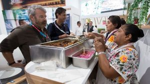 Comida yucateca causa sensación en Tianguis Turístico 2018