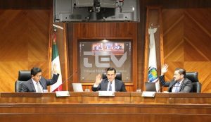 Gobernador y Yunes Márquez no violaron ley por video en playa de Chachalacas: TEV