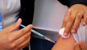 Vacuna contra hepatitis B llegaría a México en un mes: COFEPRIS