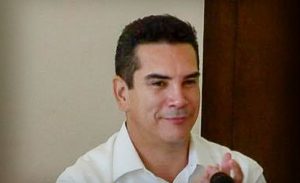 Hay compromiso para establecer Pemex en Carmen: Alejandro Moreno Cárdenas