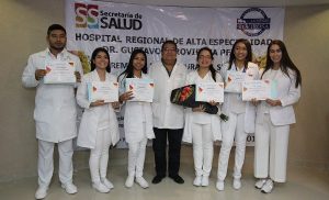 Concluyen médicos del hospital Rovirosa Servicio social