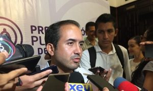 Con reducción de salario en ayuntamiento ahorramos 10 mdp para becas: Alcalde de Veracruz