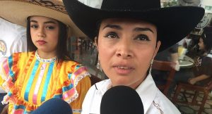 Buscan que haya más mujeres que monten a caballo en Veracruz