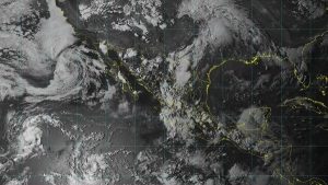 Se prevén tormentas muy fuertes con descargas eléctricas en 13 estados de México