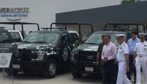 Entrega gobierno de Veracruz 55 patrullas a Fuerza Civil y Policía Estatal
