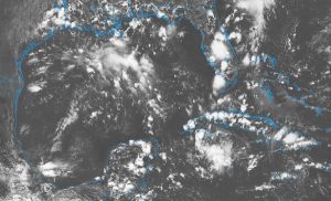 Seguirán condiciones muy calurosas y la presencia de lluvias vespertinas en la península de Yucatán