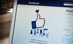 Facebook usa confiabilidad de usuarios contra Fake News