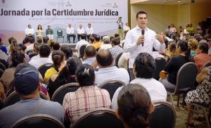 Mil 36 familias ya tienen certeza jurídica patrimonial en Campeche