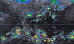 Se prevén tormentas intensas con descargas eléctricas en regiones de Guerrero, Oaxaca y Veracruz