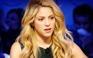 Critican a Shakira por no usar ropa interior