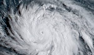 Revela NASA vista en tercera dimensión del interior del huracán María