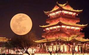 Lanzará China una Luna artificial en 2020