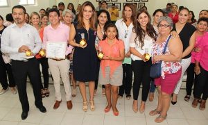 Entrega el DIF Benito Juárez prótesis externas a mujeres libres de cáncer de mama