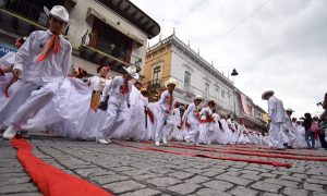 Más de 2 mil bailarines rompen récord La Bamba 2018 en Xalapa