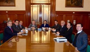 Se reúne Alejandro Moreno Cárdenas con Secretario de Hacienda