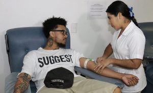 Personas con tatuaje pueden ser donadoras de sangre