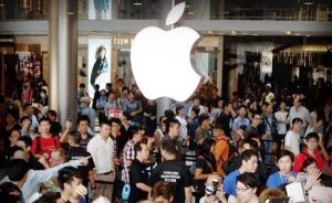 Apple seguirá vendiendo en China