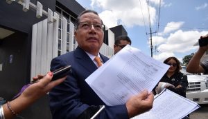 Flavino Ríos solicitará la devolución de su notaría en Minatitlán, Veracruz