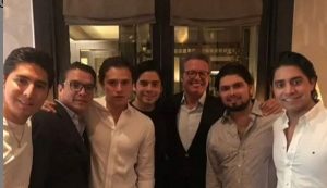 Luis Miguel reaparece en la fiesta de cumpleaños del hijo de Peña Nieto