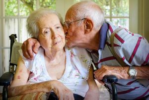 Personas con Alzheimer podrían recuperar la memoria