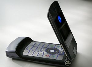Regresa el Motorola Razr, con pantalla táctil y de gama alta