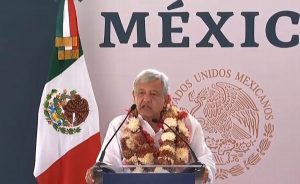 En Veracruz me siento como en mi tierra porque cuento con el apoyo del Gobernador: AMLO