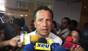 Fui amenazado para que no redujera mi salario: Gobernador de Veracruz
