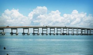 Emite SCT recomendaciones para transitar sobe el puente dañado en Campeche