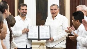 Signa Adán Augusto convenios de colaboración con el INE