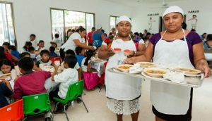 DIF Yucatán amplía cobertura de programas de alimentación