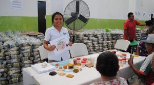 Doble beneficio a quienes acuden por despensas en el DIF Yucatán