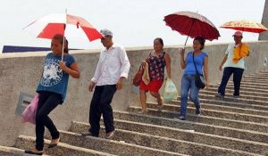 En Tabasco, intenso calor y falta de agua
