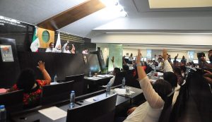 Ayuntamientos de Campeche podrán contratar créditos para obras sociales: Congreso