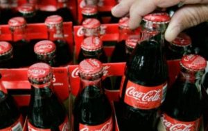 La verdadera razón por la que la Coca-Cola sabe mejor en envase de vidrio