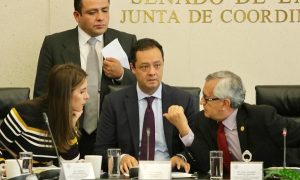 Pide Soraya Pérez a Subsecretario de Hacienda despejar dudas sobre la economía nacional