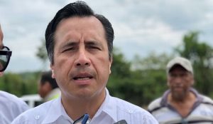 Hay gran avance en rehabilitación de carretera 180 en Veracruz: Cuitláhuac García Jiménez