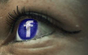 Facebook activa reconocimiento facial para todos sus usuarios