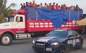 Rescatan a 172 migrantes en límites entre Tabasco y Veracruz