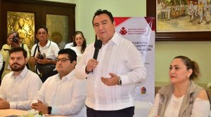 Se reúnen tres Estados de la Península de Yucatán para combatir Analfabetismo