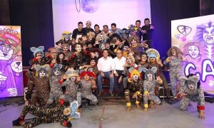 El Gobernador Mauricio Vila Dosal visita el Cereso de Mérida y presencia la obra musical «Cats», montada por internos