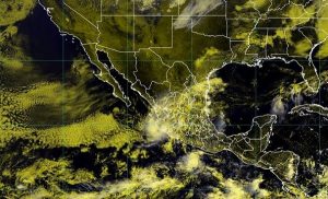 La tormenta tropical Priscilla se localizó a 30 km al sur-suroeste de Tecomán, y a 85 km de Manzanillo, en Colima