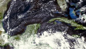 Se pronostican condiciones calurosas, sin descartar chubascos vespertinos en la península de Yucatán