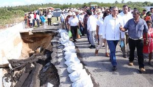 Rehabilitación de puente de villa Sánchez Magallanes, anuncia Adán Augusto