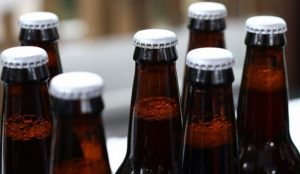 Crean cerveza que no provoca cruda y con anticancerígenos